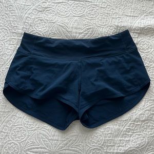 Lululemon speed up shorts 2.5in low rise in navy